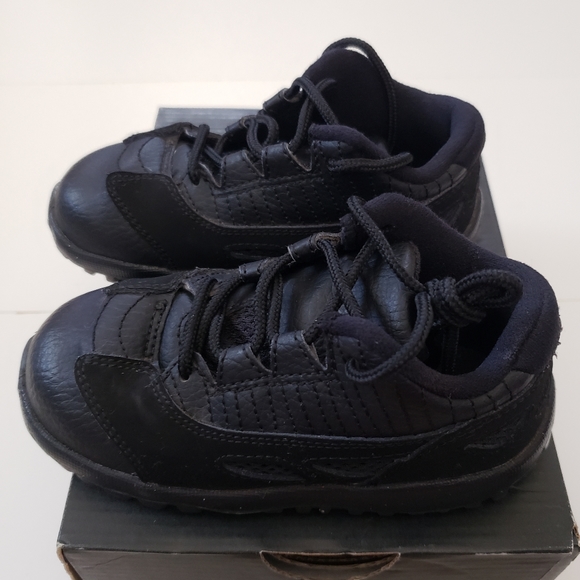 👟 Jordan 11 Retro Low Kids Sneaker Shoes - Picture 4 of 6
